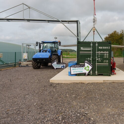 Biomethane tractor and refueling station