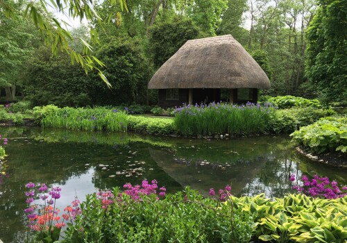 Summer house at Longstock Park water garden